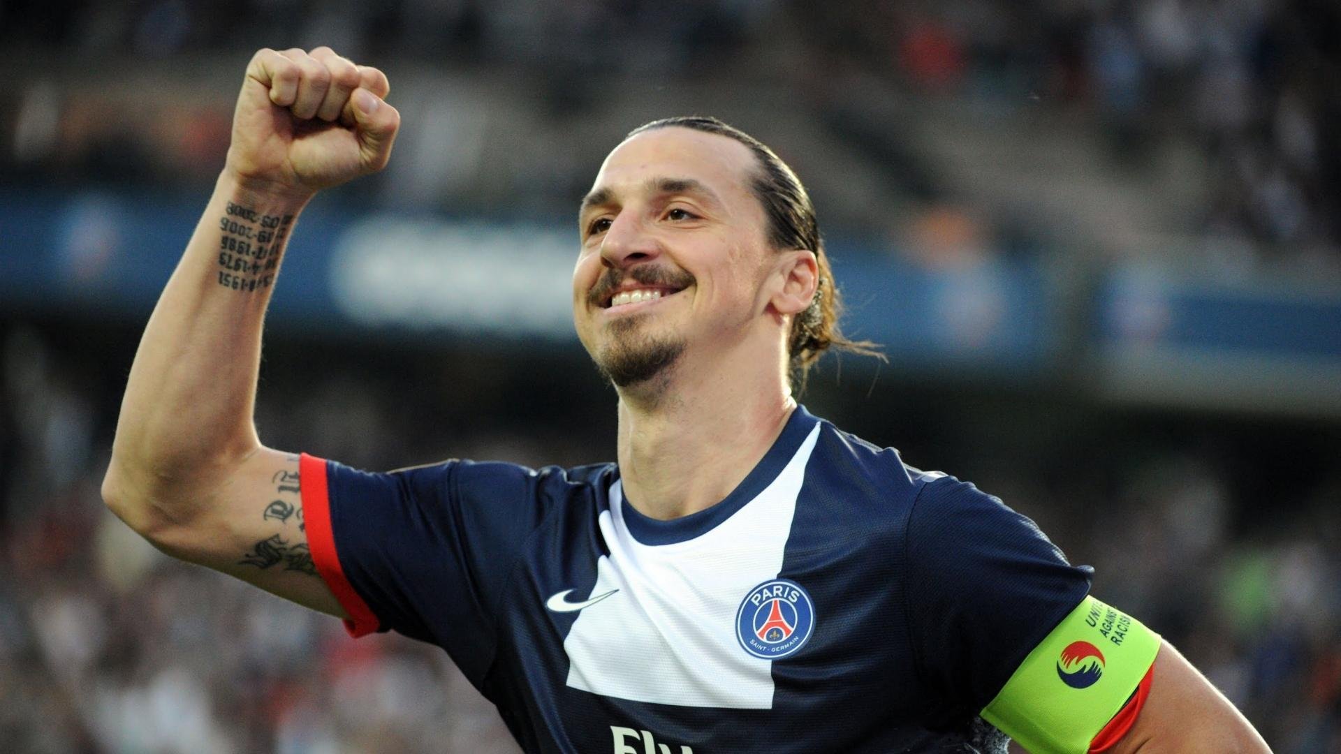 德甲比赛中的战术变化，让对手防不胜防，德甲对抗